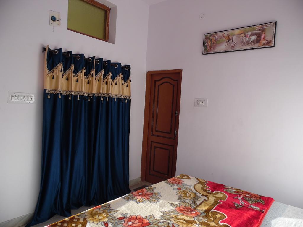 Keshav Palace Pushkar Bilik gambar